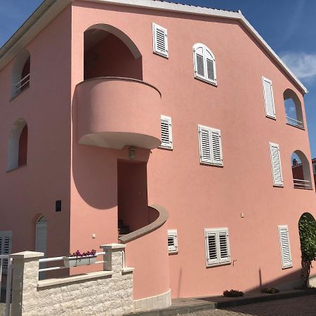 Apartments Irena 沃迪切 外观 照片