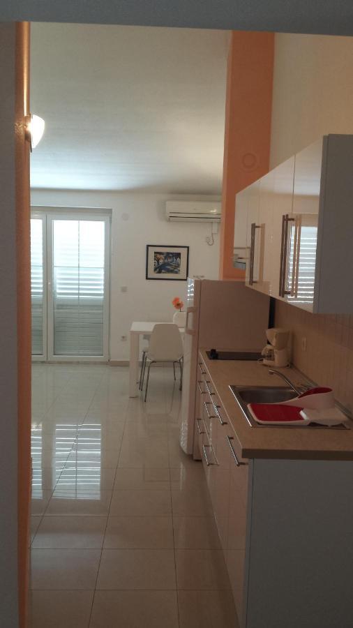 Apartments Irena 沃迪切 外观 照片