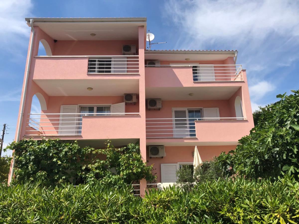 Apartments Irena 沃迪切 外观 照片